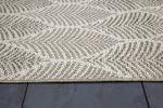 Foliage White; Neutral Indoor / Outdoor Polypropylene Area Rug 5x8